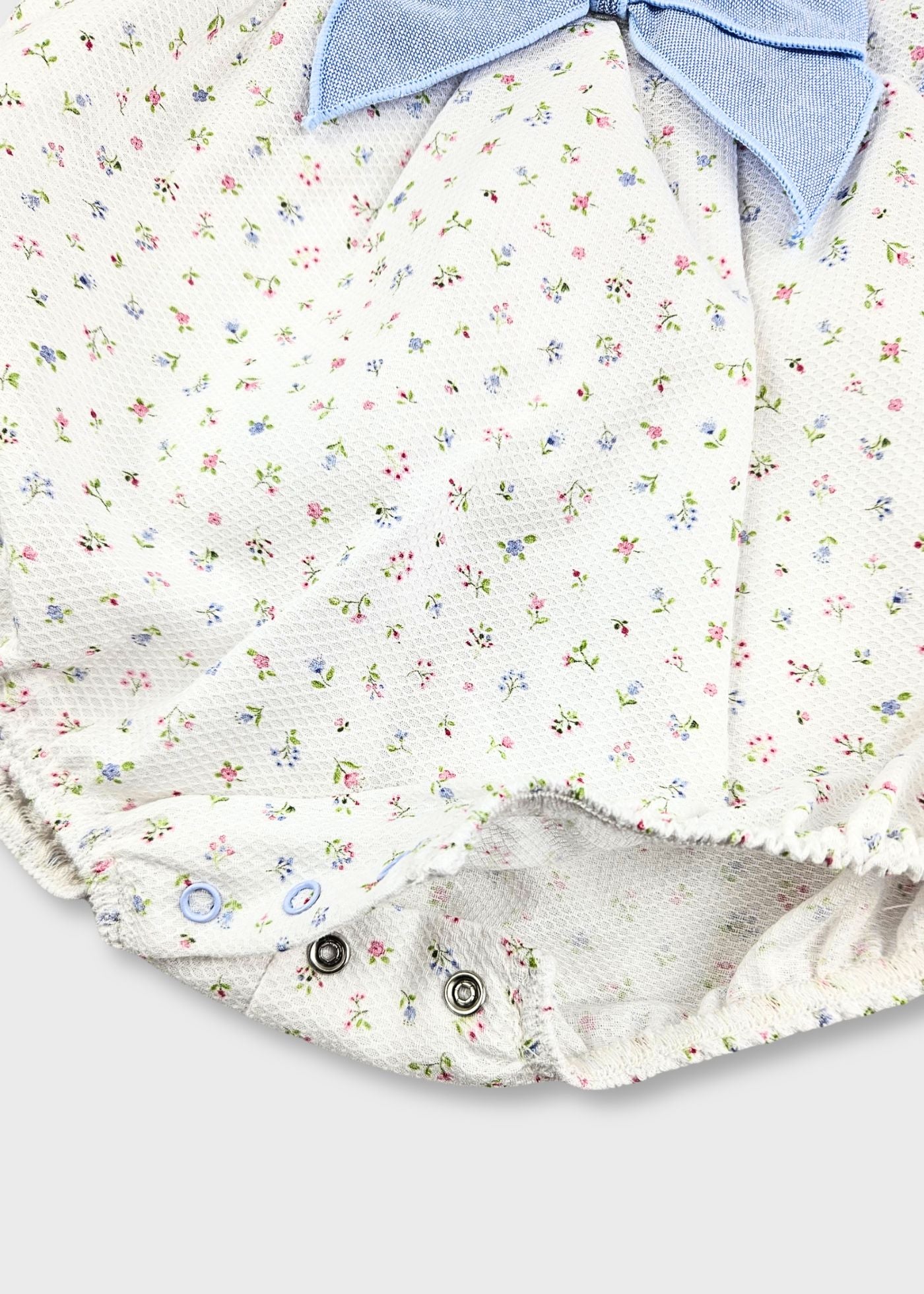 Fofo de bebé menina florido azul