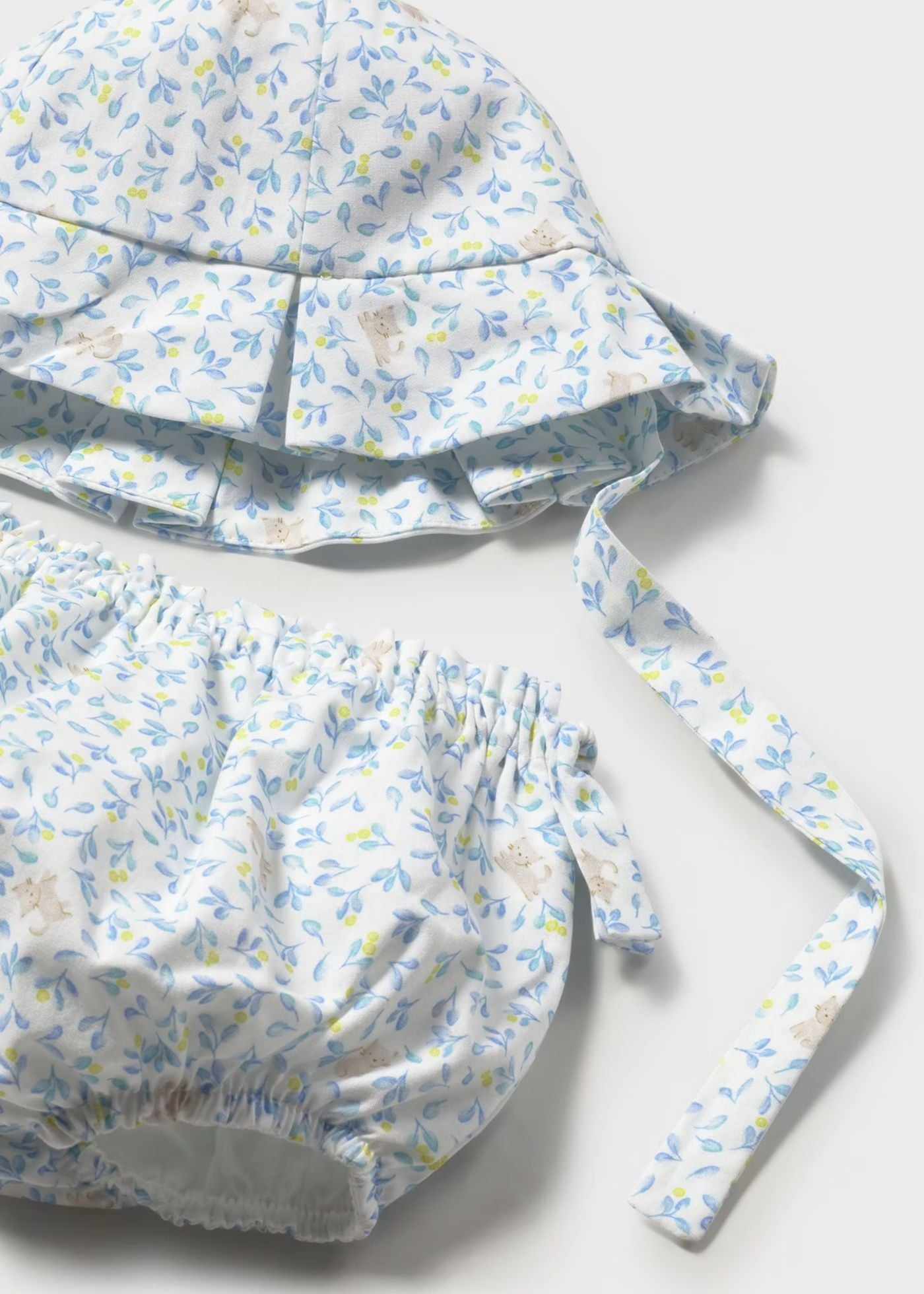 Gorro e tapa fraldas estampado recém nascida