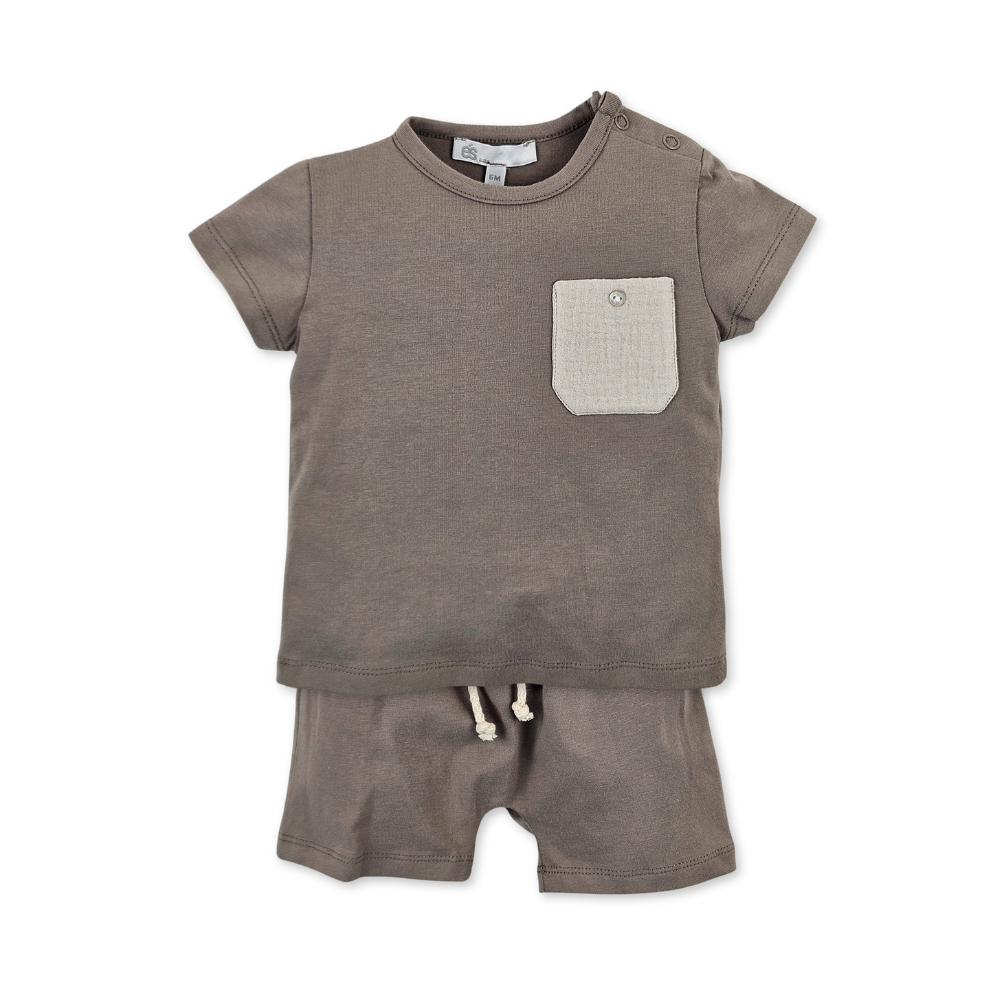Conjunto de t-shirt e calção