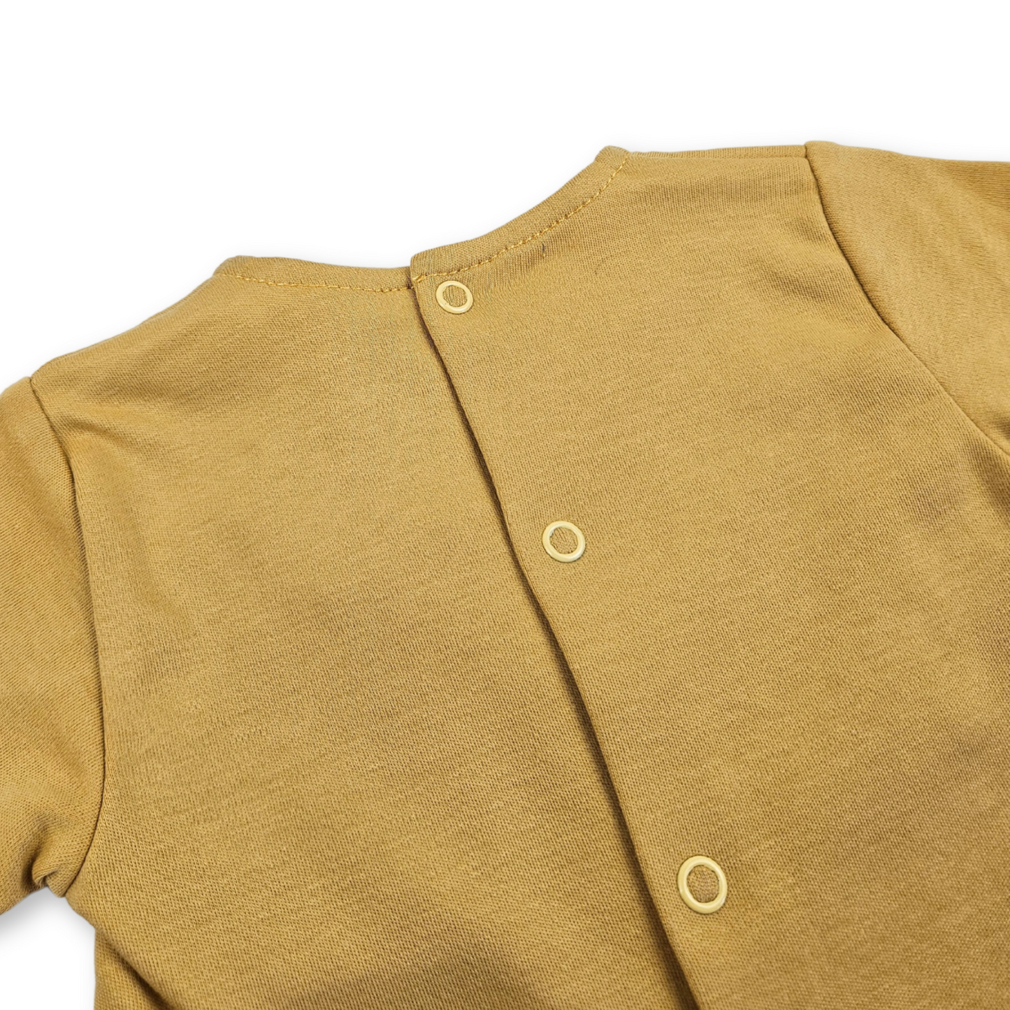 Conjunto de menino camisola e tapa fralda
