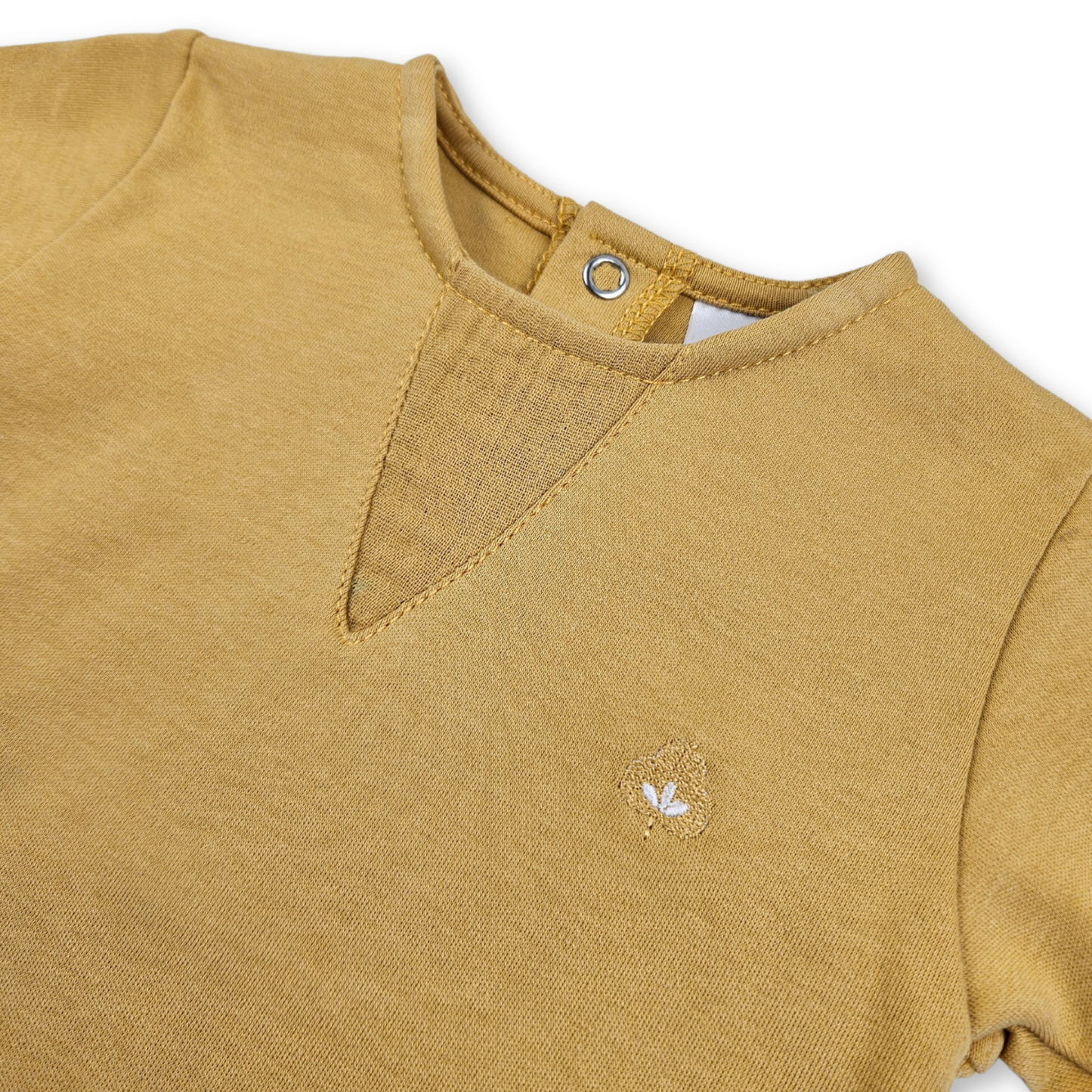 Conjunto de menino camisola e tapa fralda