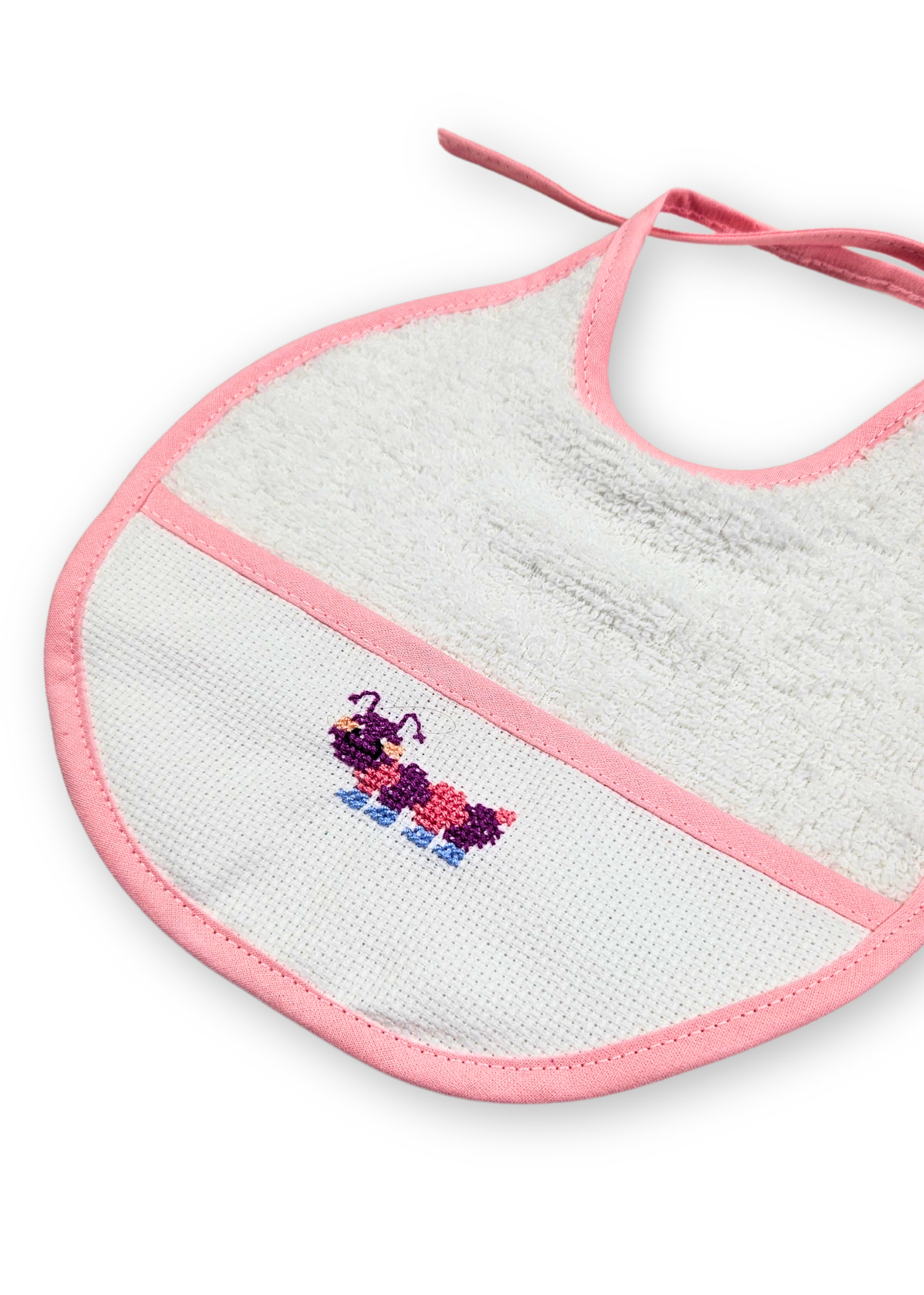 Babete minhoca em ponto cruz