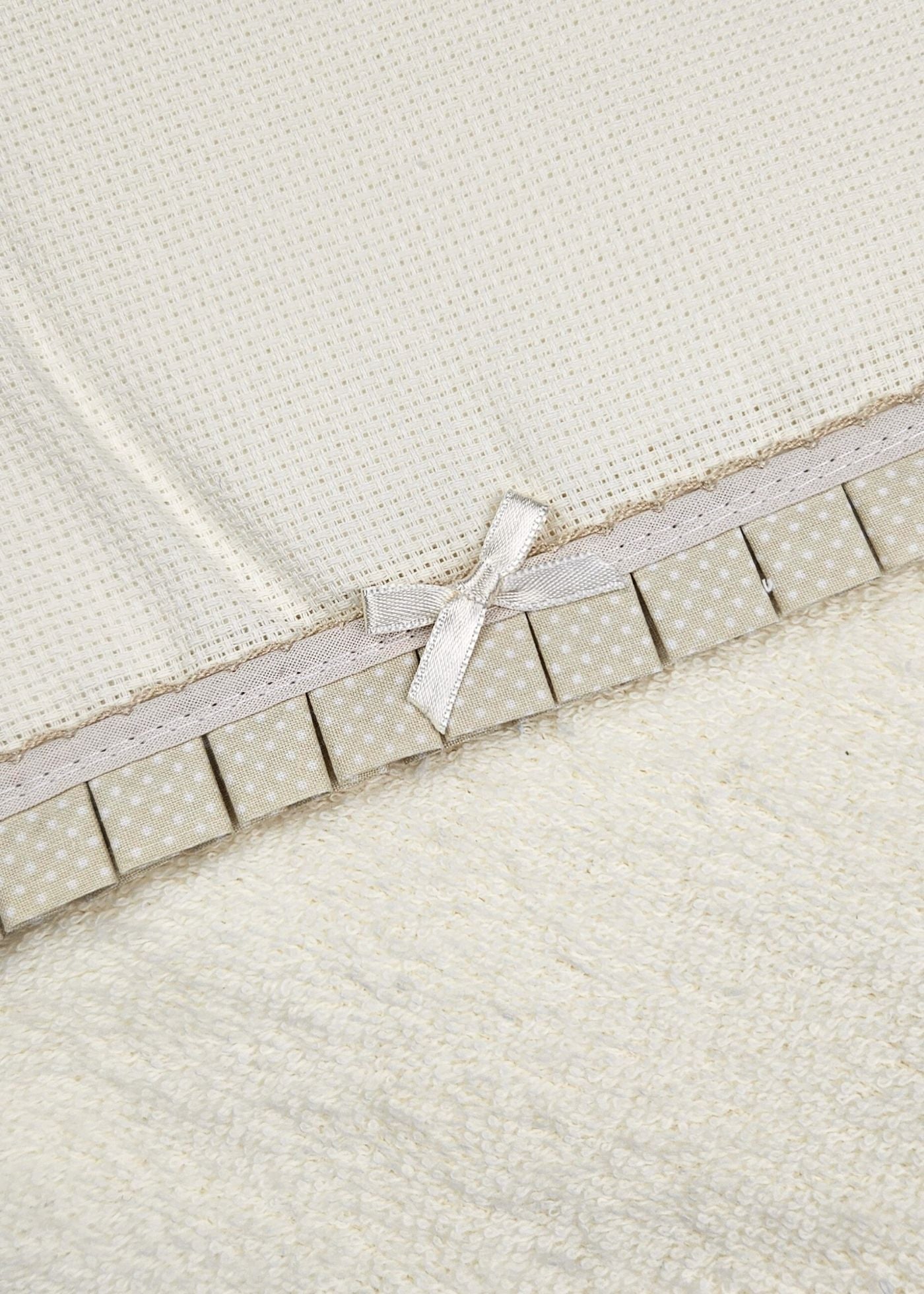 Toalha de banho bege para bebé