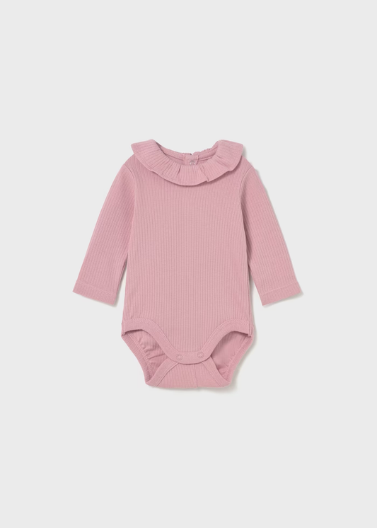 Bodie folho recém nascida