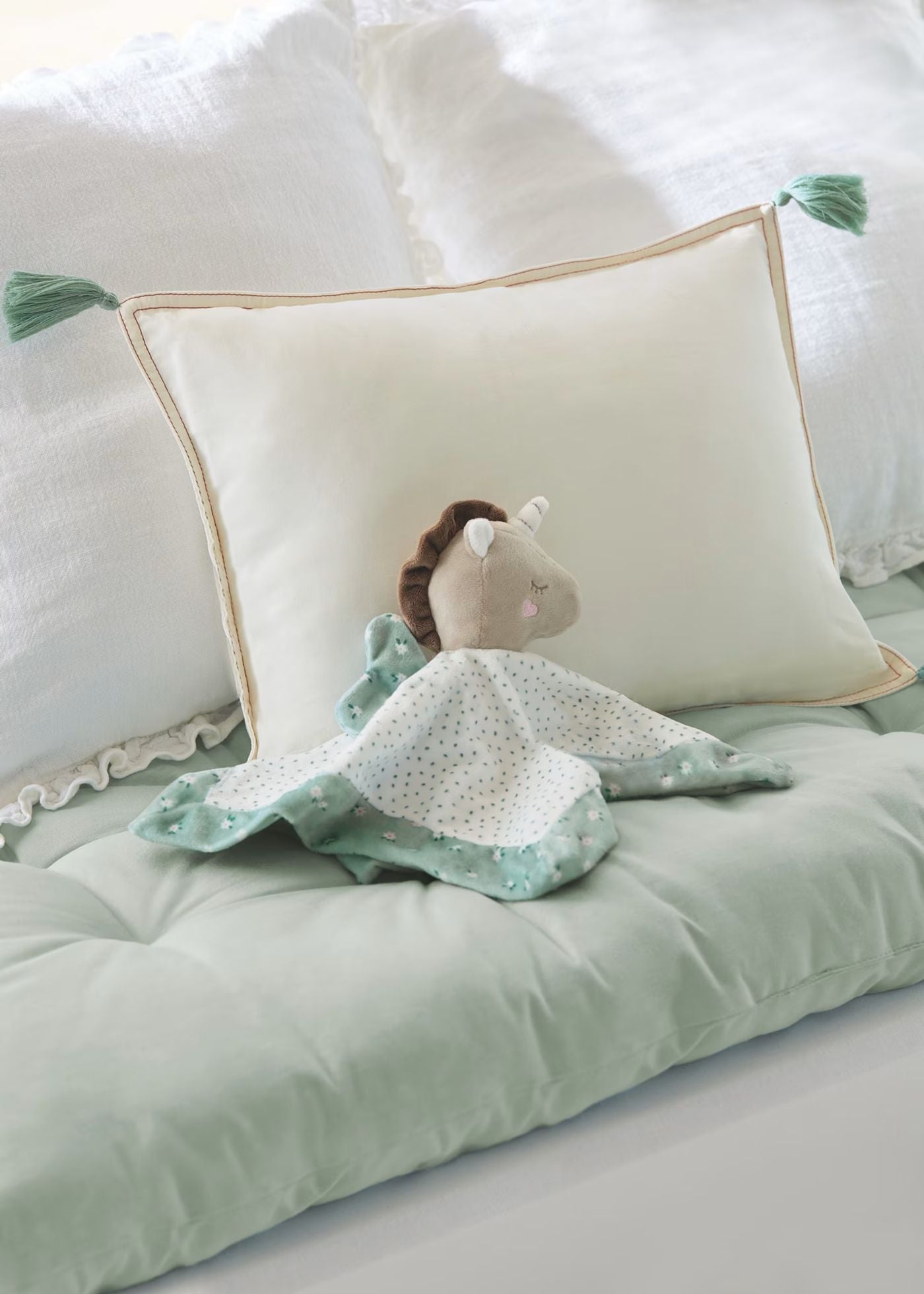 Gugu peluche bebé
