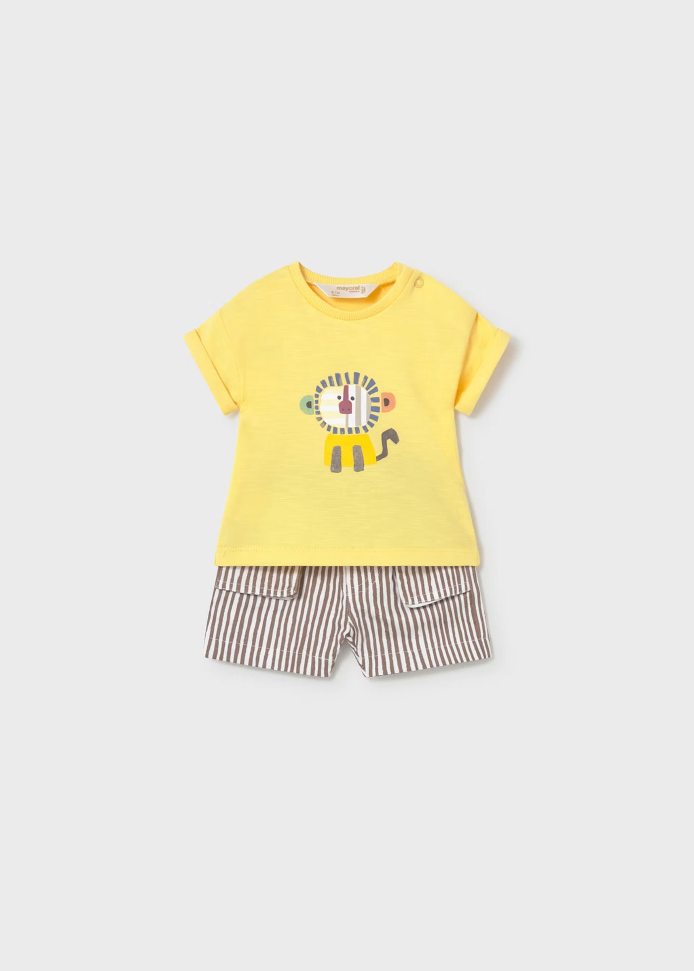 Conjunto calções e t-shirt recém nascido