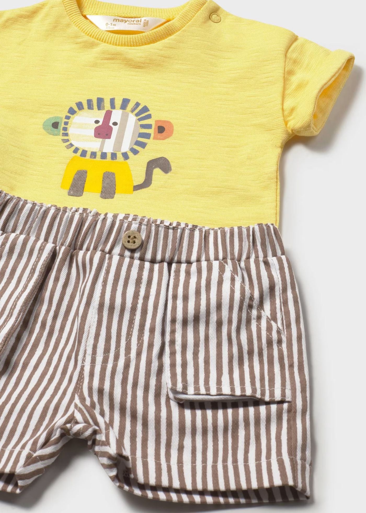 Conjunto calções e t-shirt recém nascido