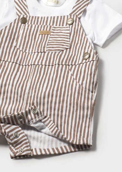 Conjunto jardineira e t-shirt recém nascido mayoral