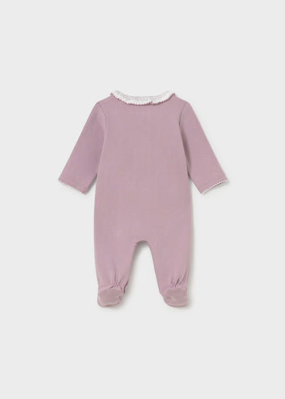 Babygrow com pés e gola elegante para recém nascida