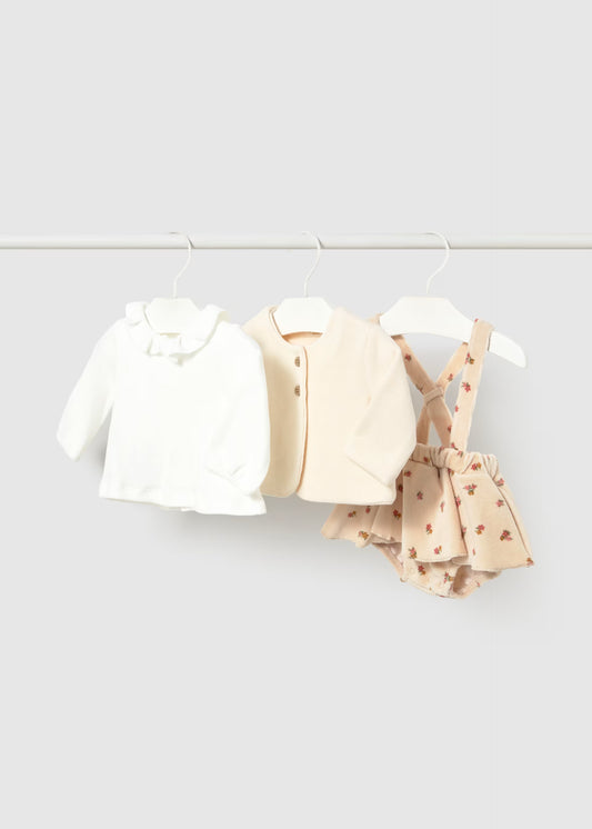 Conjunto 3 peças saia, blusa e casaco de recém nascida