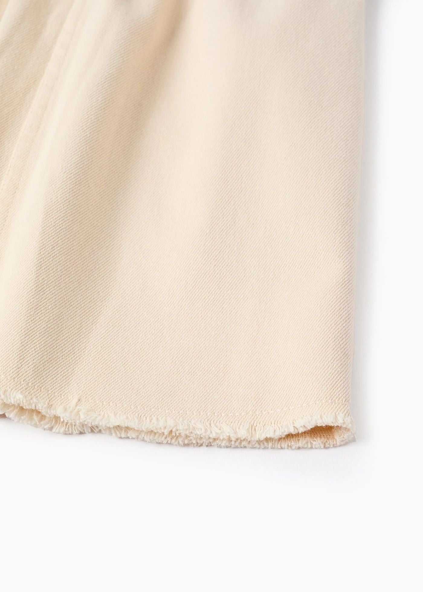 Saia de peito de sarja com bordados para bebé menina, bege-claro