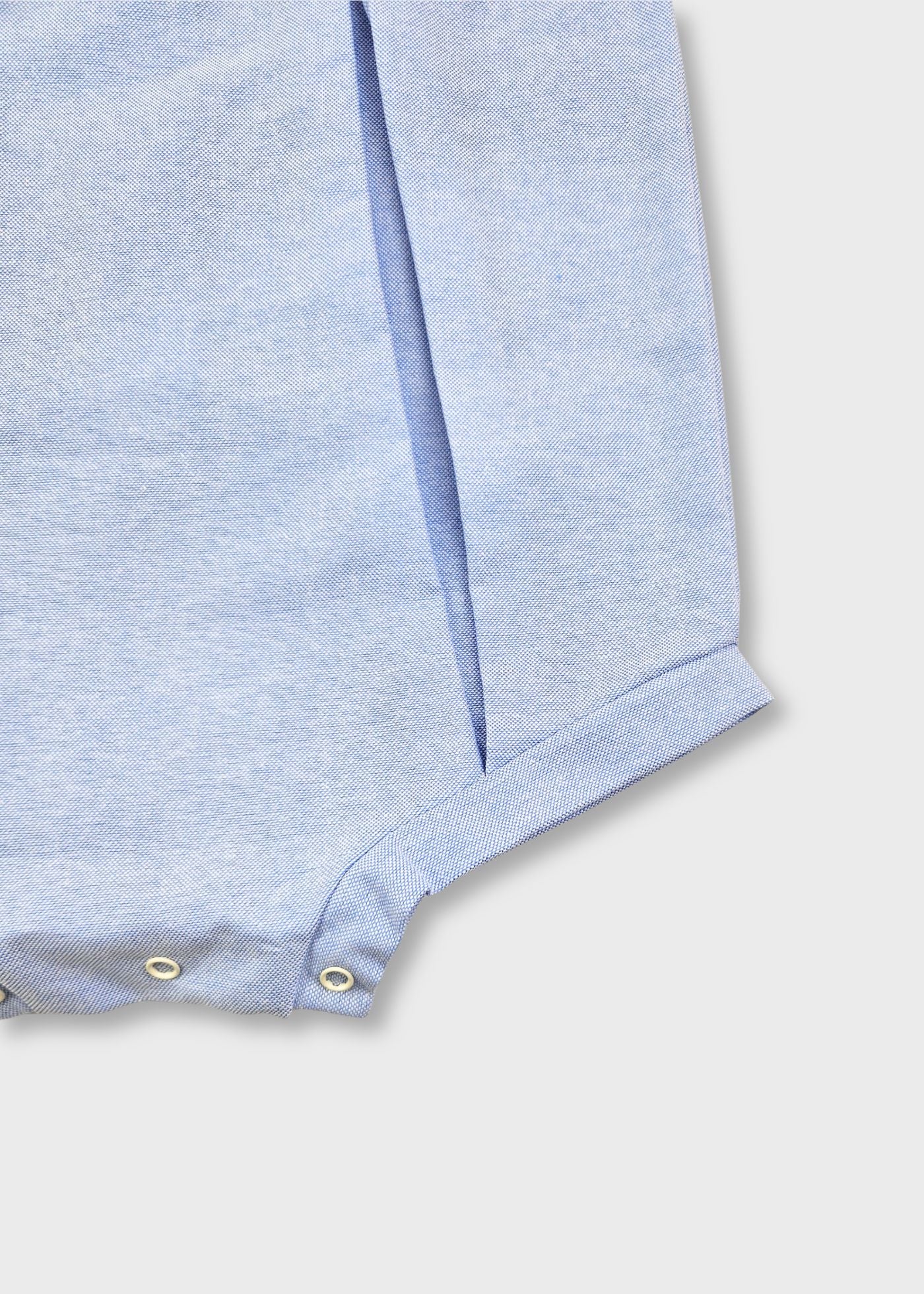 Fofo branco e azul de bebé menino