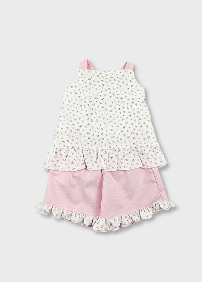 Conjunto de t-shirt e calção florido de menina