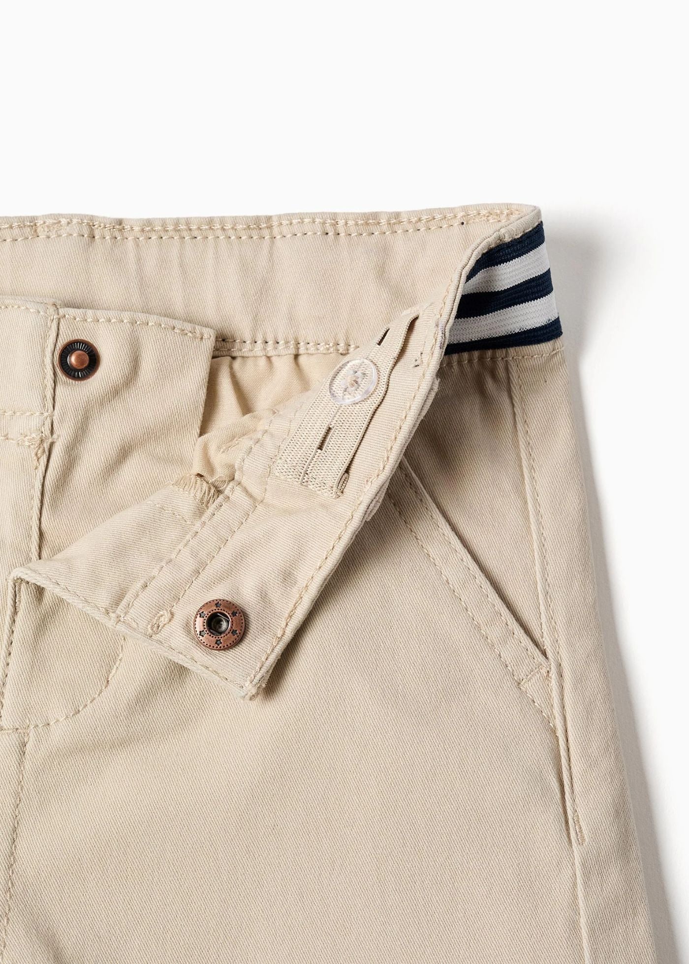 Calças chino de sarja com banda elástica para bebé menino, bege