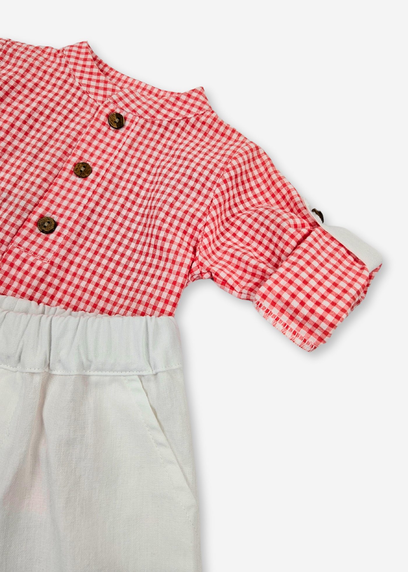 Camisa e calção para menino