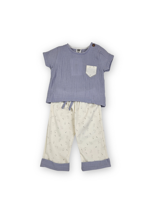 Conjunto t-shirt e calça