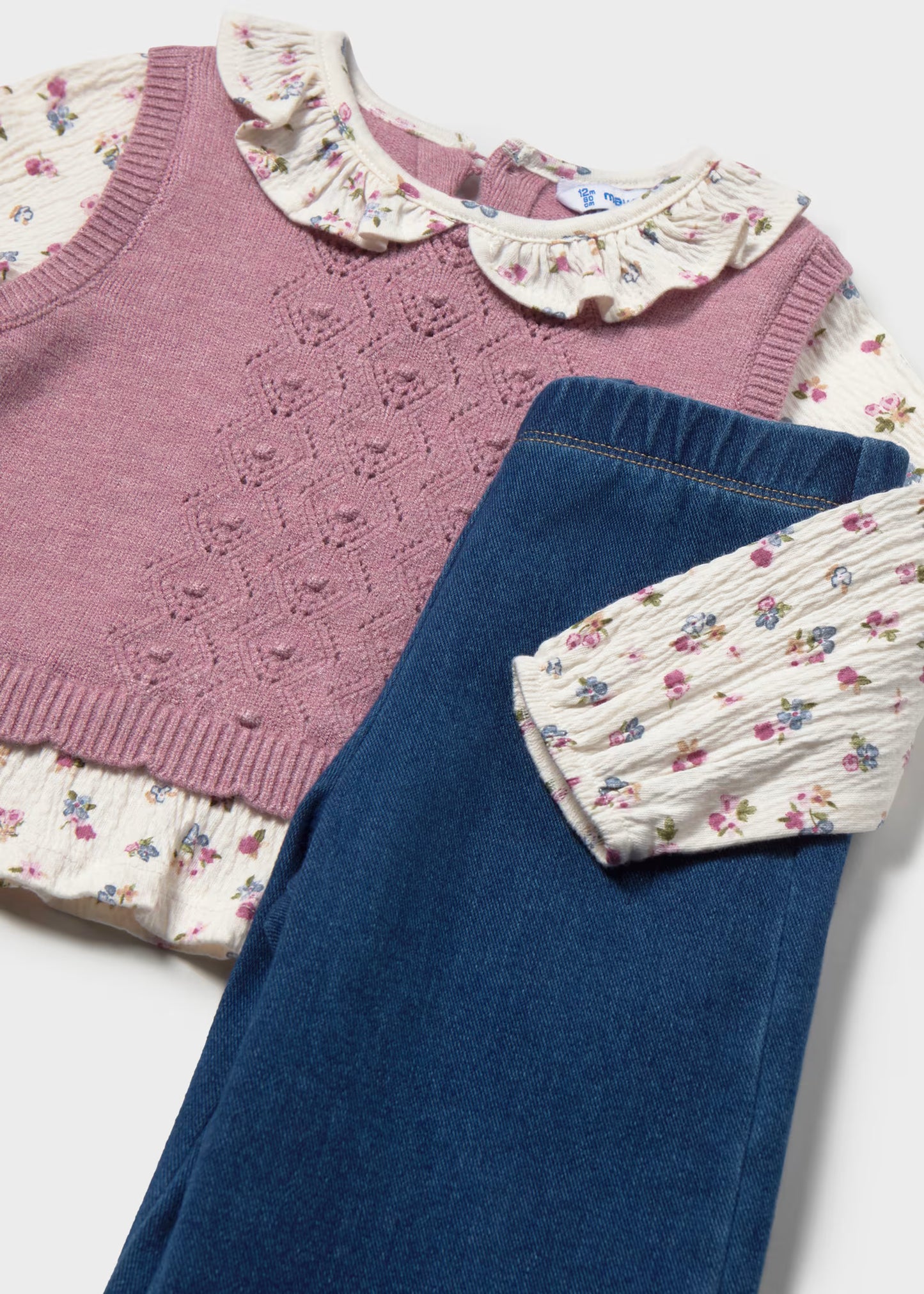 Conjunto de menina com calças e blusa com colete, mayoral