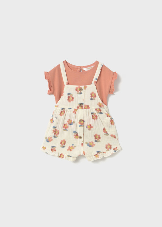 Conjunto jardineira e t-shirt recém nascida