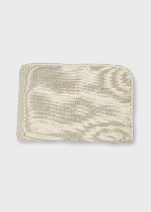 Manta cardada de bebé-bege